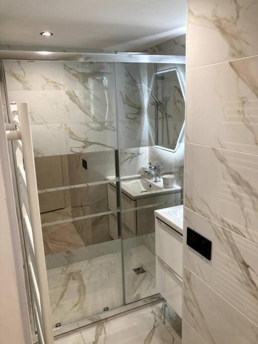 1650 Moriond - 2 Double Bedroom Near Snow Front Courchevel Exteriör bild
