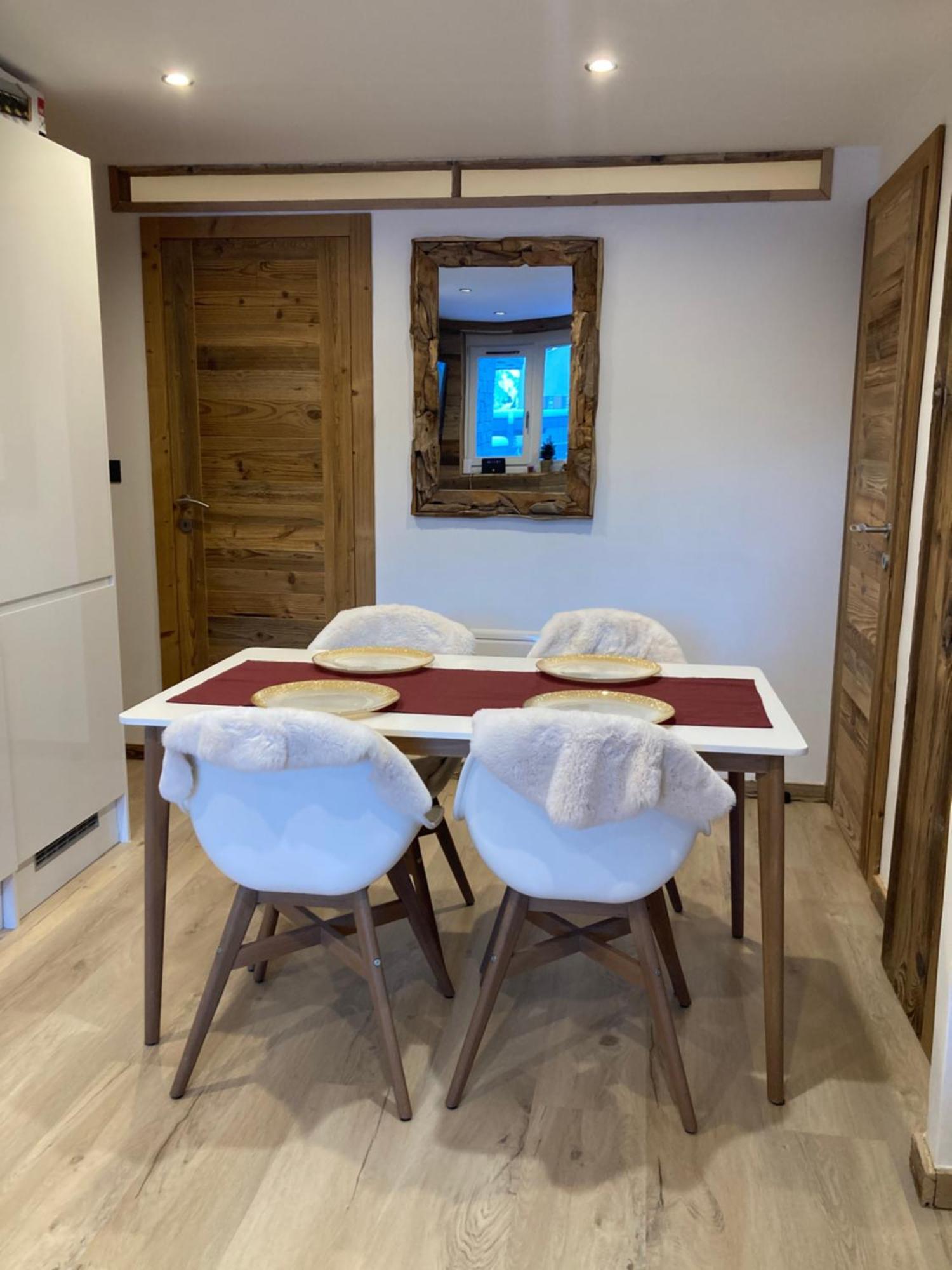 1650 Moriond - 2 Double Bedroom Near Snow Front Courchevel Exteriör bild